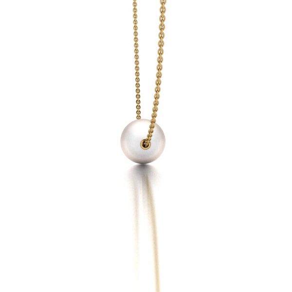 Yellow gold Akoya pearl pendant necklace side view