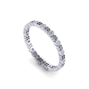 White gold diamond four-leaf clover ring
