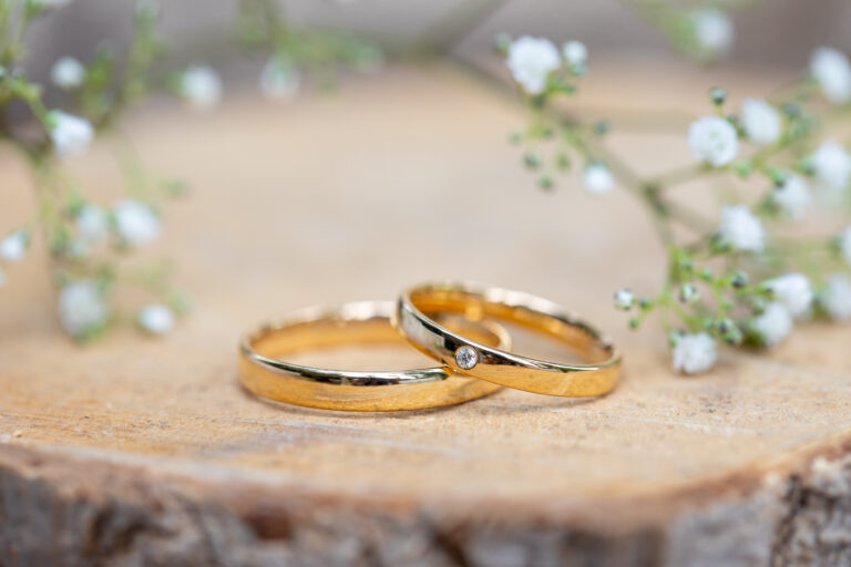 Geelgouden trouwringen Basic Wedding Rings